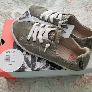 Roxy sneakers (bayshore)
